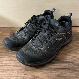 Keen Women’s Hiking Sneakers.